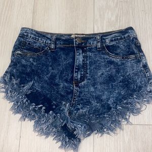 Blue/white jean shorts with fringe